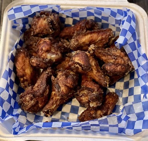 Photo of Simon’s roadhouse bar and wings - 7990 Portage Rd, Niagara Falls, ON L2G 5Y8
